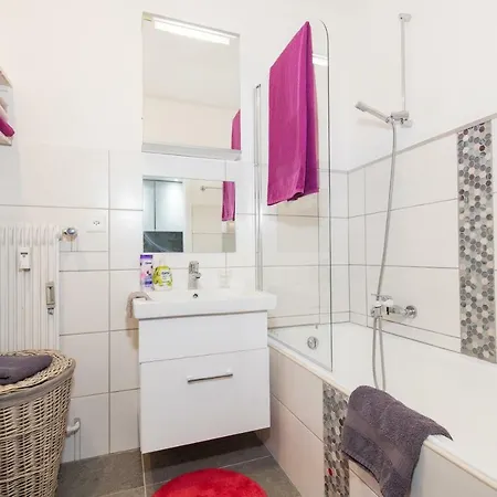 L'eperon Center Wonderful View Lägenhet